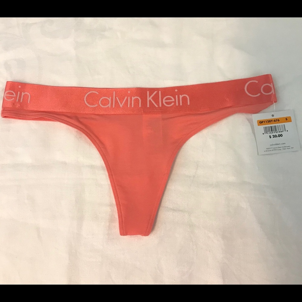 Calvin Klein Thong - Small